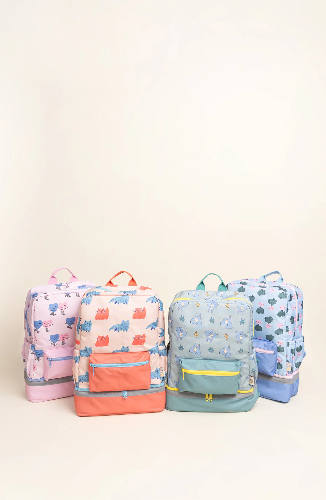 Детска раница с дъно за кутия за обяд – The Cotton Cloud Dancing Hearts