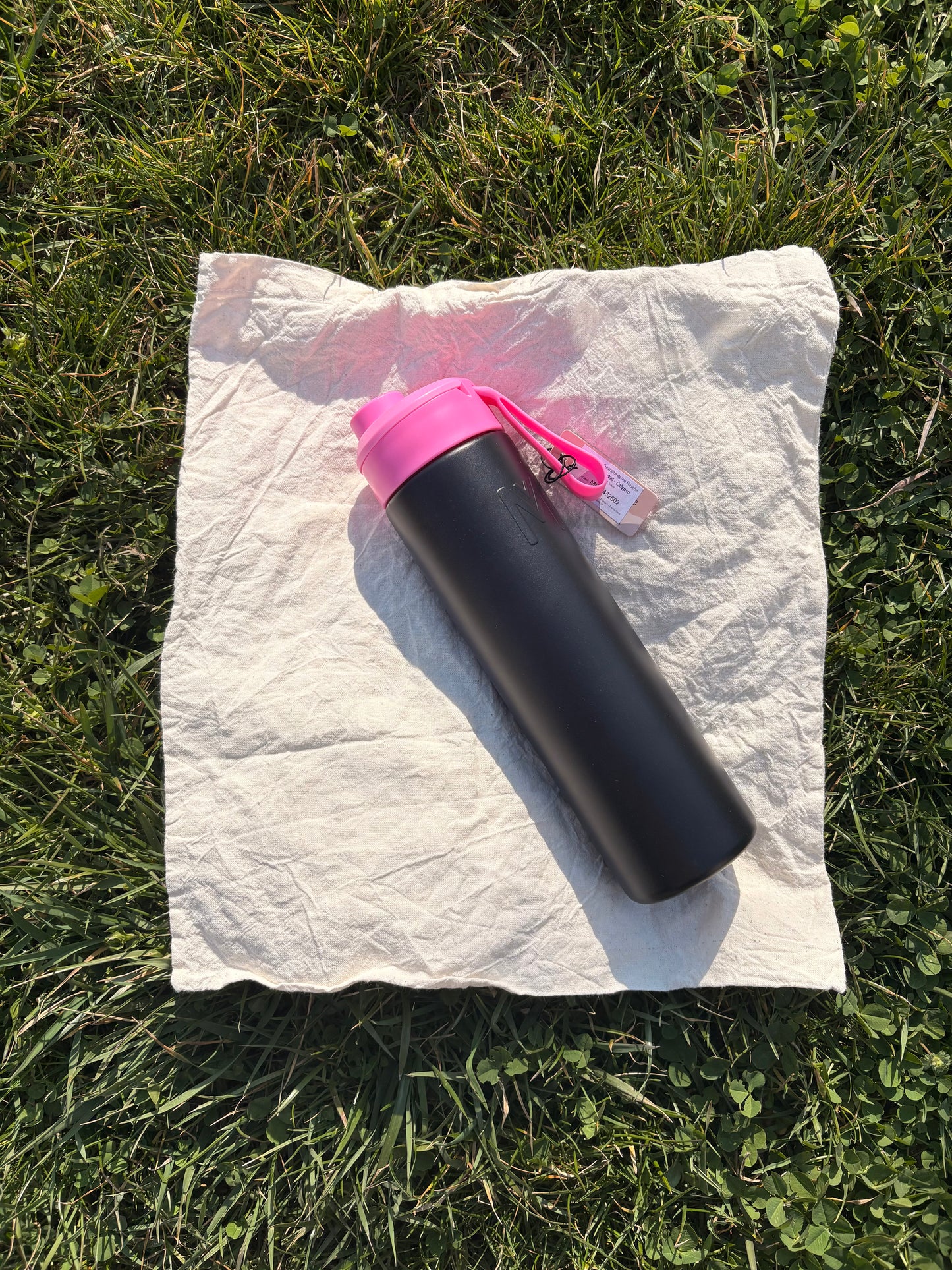 MontiiCo 700ml винтово капаче + капаче смути със сламка