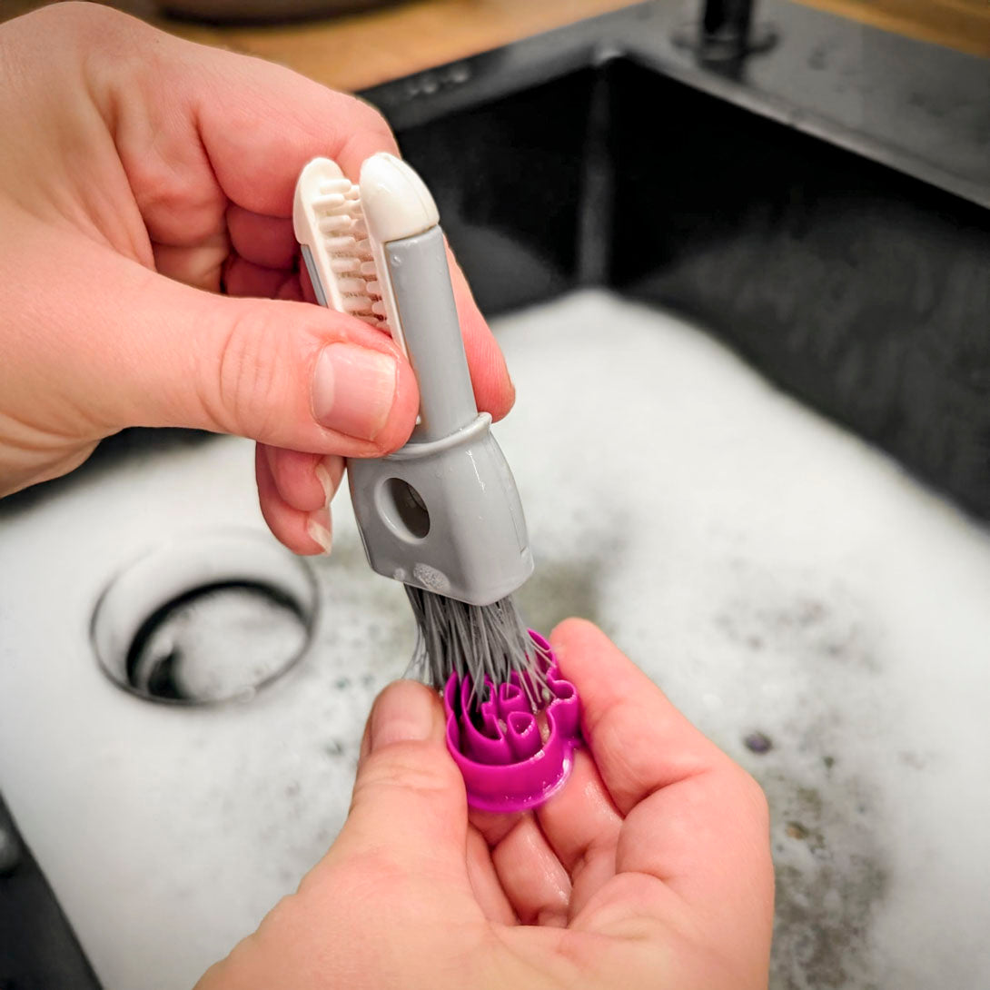 LEKKABOX Mini Brush четка за капачета